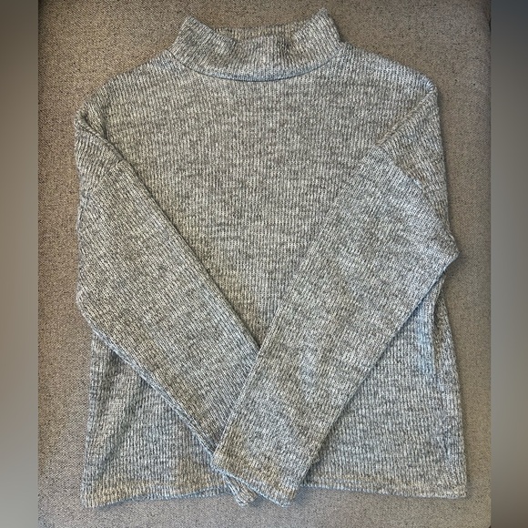 Zara Gray Knit Mock Neck Sweater - Picture 2 of 4